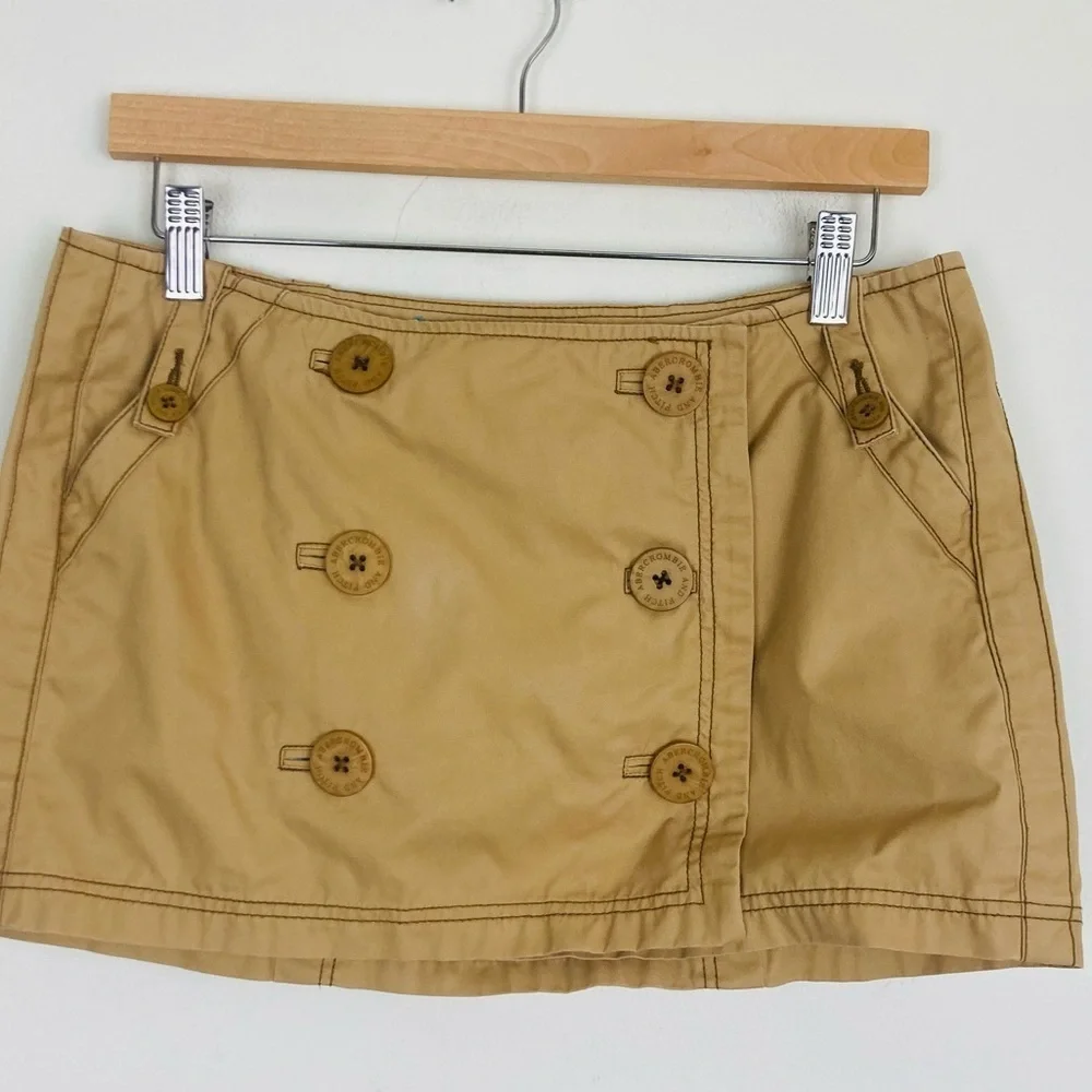 Vintage Y2K Abercrombie & Fitch tan micro mini skirt wrap skirt button front. 4